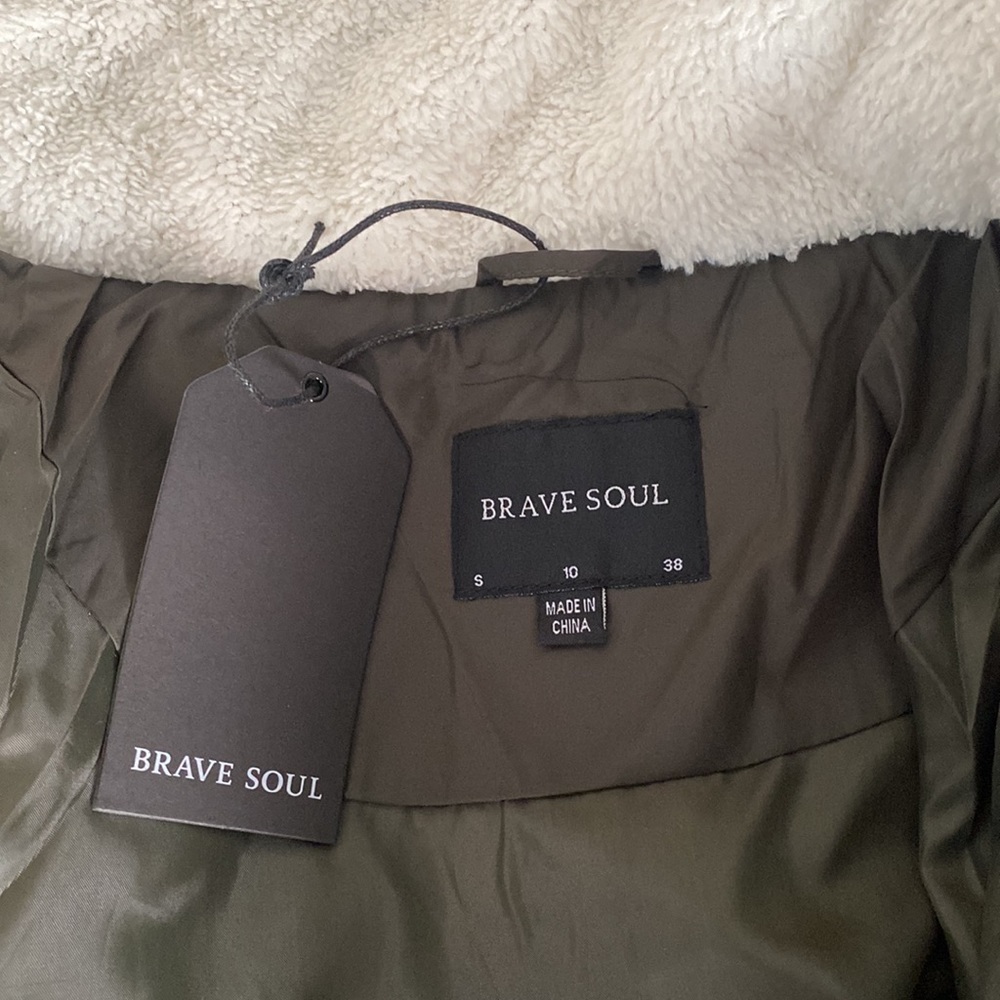 NWT ASOS Puffer - Picture 7 of 8